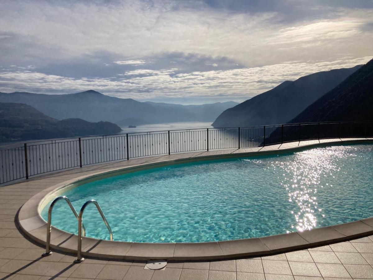 Appartamento Grande Terrazza Vista Lago Parzanica Екстер'єр фото